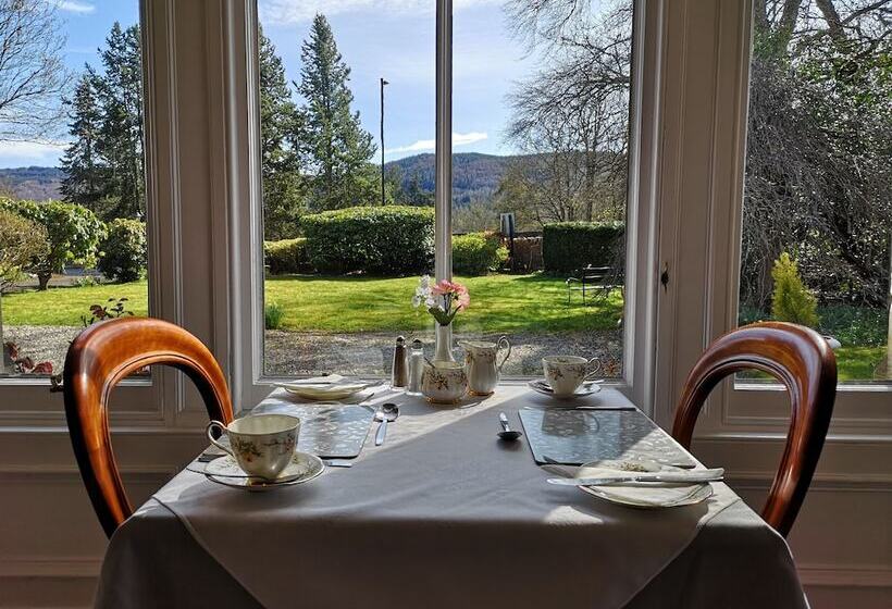 بنسيون Annslea Guest House