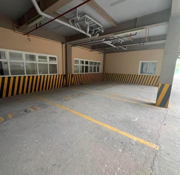 Condominium Ec Accommodation