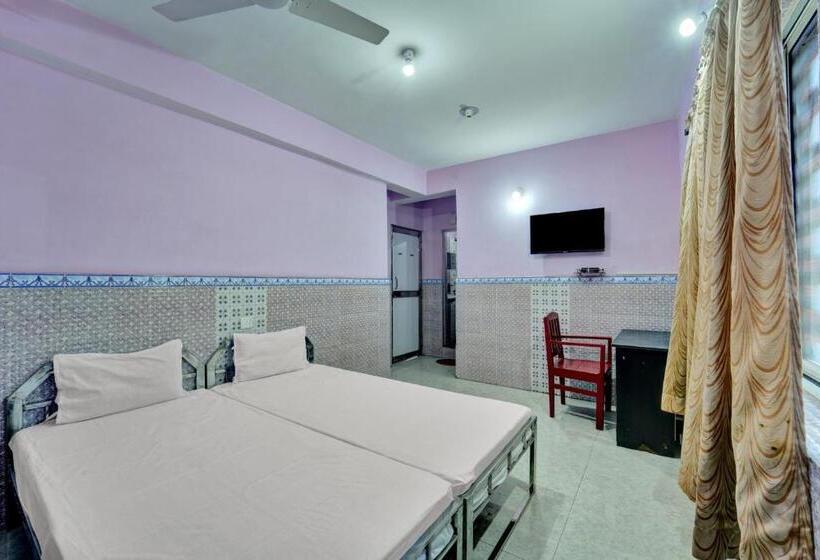 Hotel O Guru Nanak Residency
