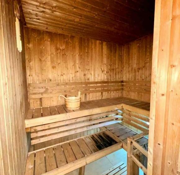 Sea Sky Perch Suite