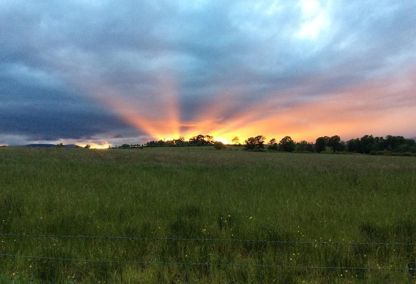 Ardoch Cottage Bed & Breakfast