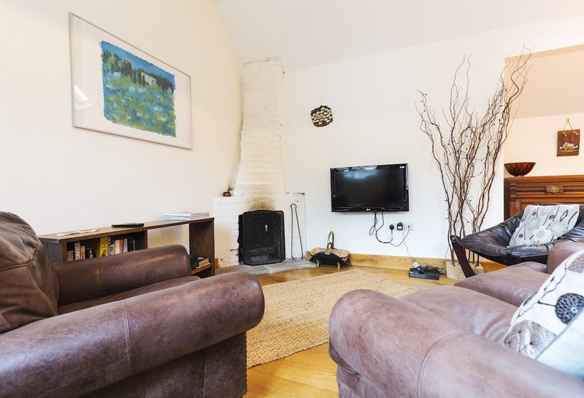 مبيت وإفطار The Old Vicarage