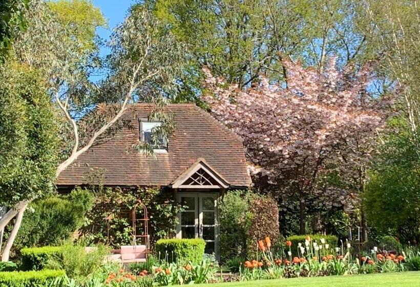 Bootmenders B&b