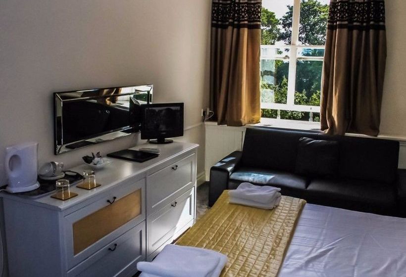 فندق The Manor House