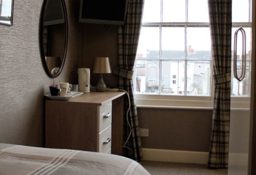 Отель The Nottingham House