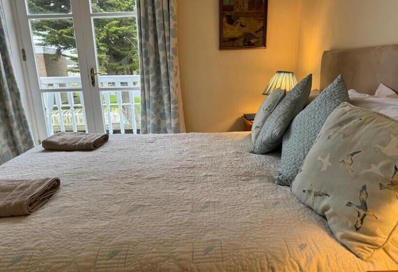 ホテル The Pilot Boat Inn, Isle Of Wight