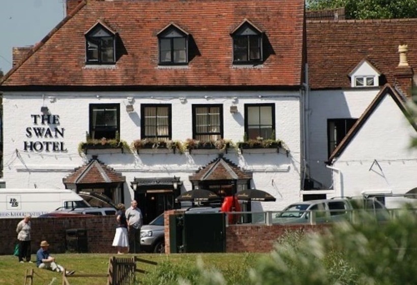 فندق The Swan