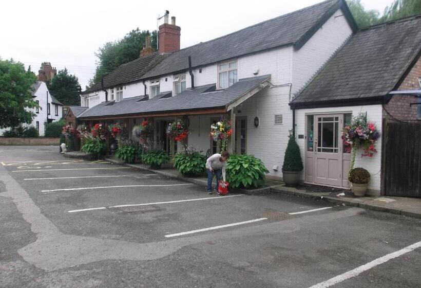 فندق The White Lion Inn