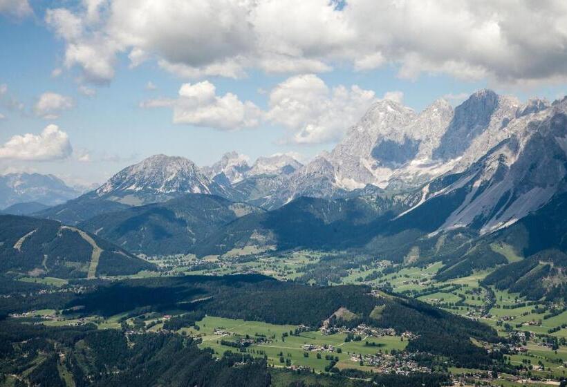 هتل Tui Blue Schladming