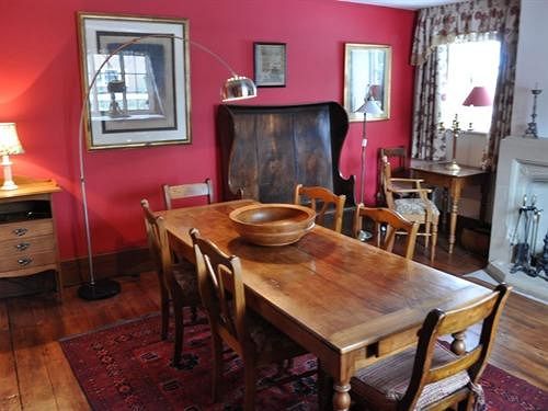 تختخواب و صبحانه Old Ivy House