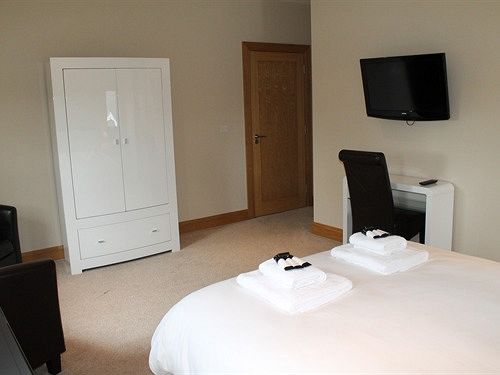 بنسيون Agivey Lodge