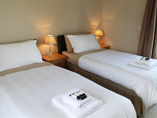 بنسيون Agivey Lodge