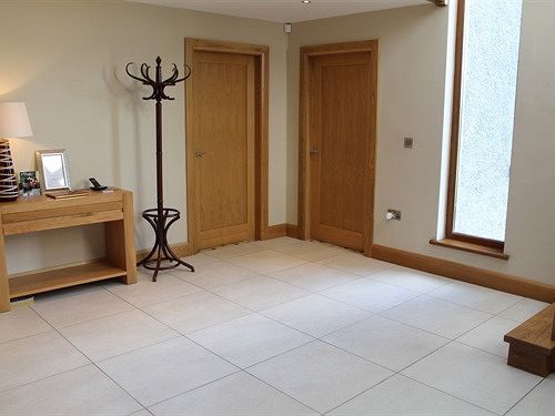 بنسيون Agivey Lodge