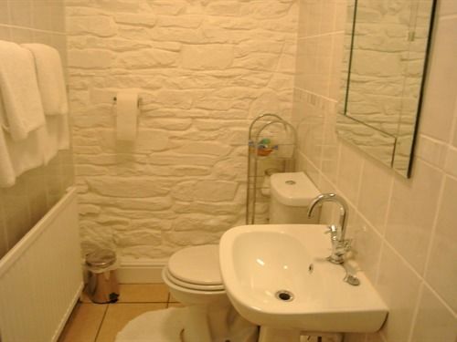 بنسيون Old Castle Farm Guest House