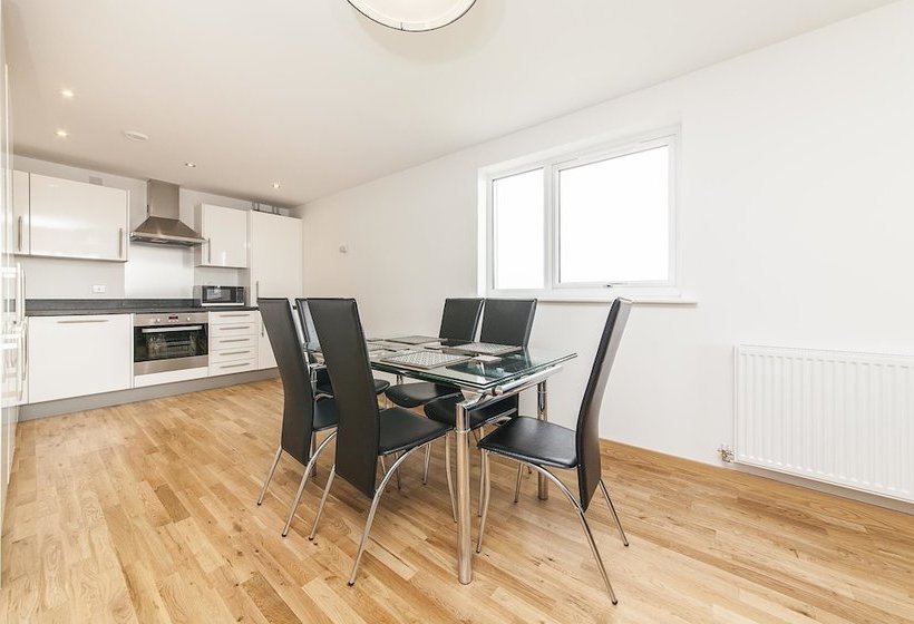 Pinnacle Residences Cambridge Pym Court