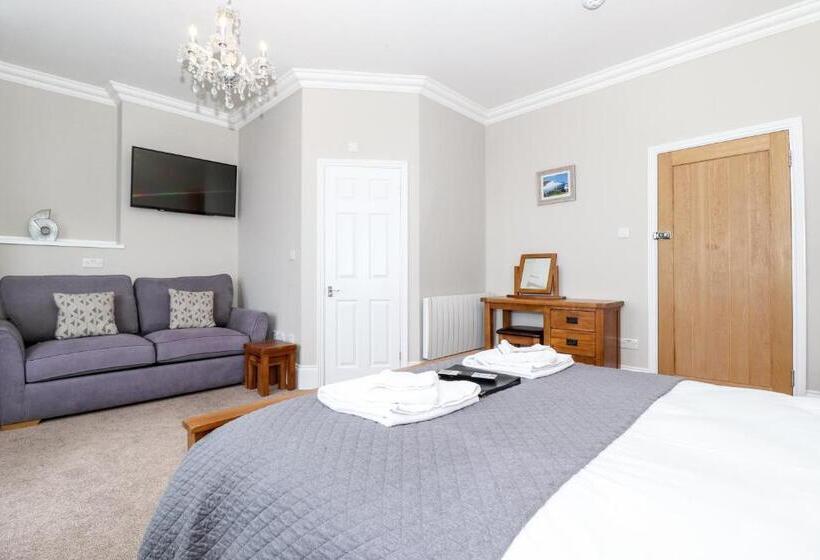 ベッドアンドブレックファースト Beach Front Guest House