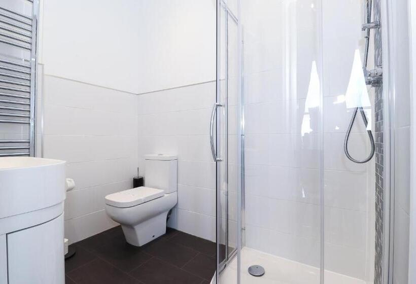 ベッドアンドブレックファースト Beach Front Guest House