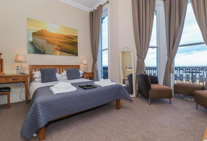 ベッドアンドブレックファースト Beach Front Guest House