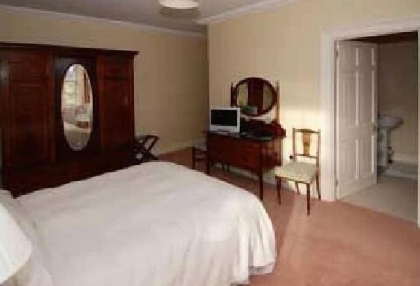 مبيت وإفطار East Horton Farmhouse