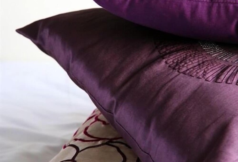 مبيت وإفطار The Bell   Restaurant With Rooms