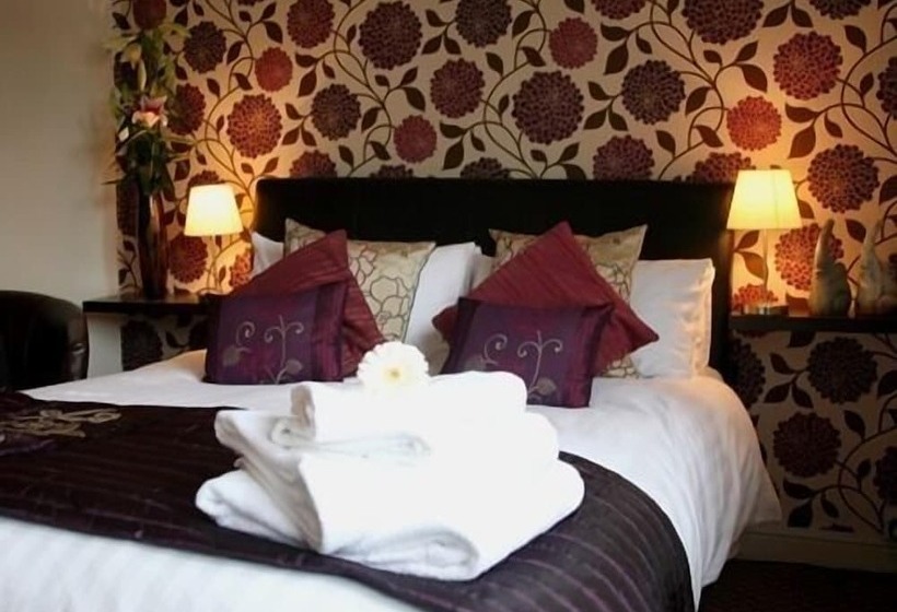 مبيت وإفطار The Bell   Restaurant With Rooms