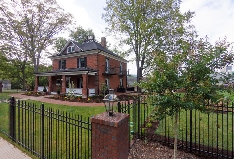 فندق Bunn House  A Boutique