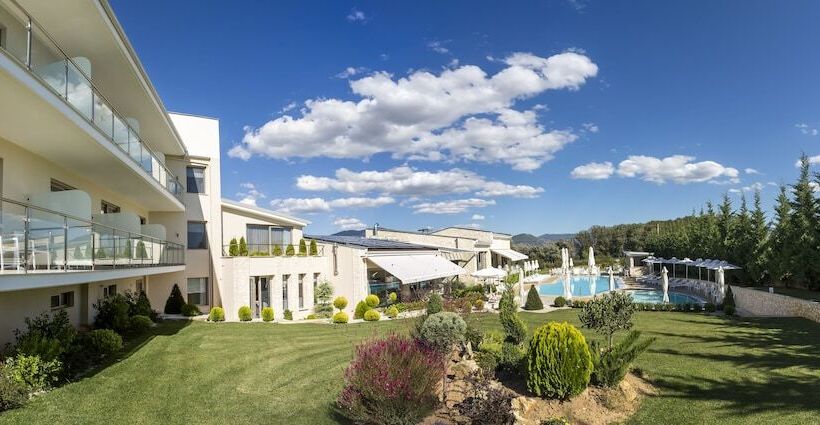Calma Hotel & Spa