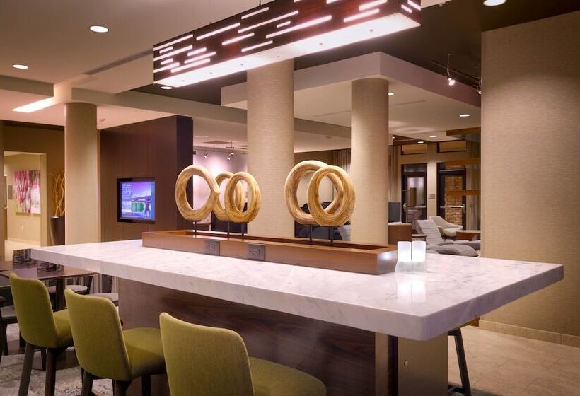 هتل Courtyard By Marriott Phoenix Mesa Gateway Airport