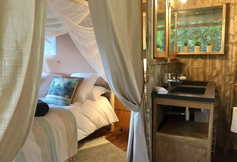 هتل Domaine De Chalvêches Hôtel Spa 4