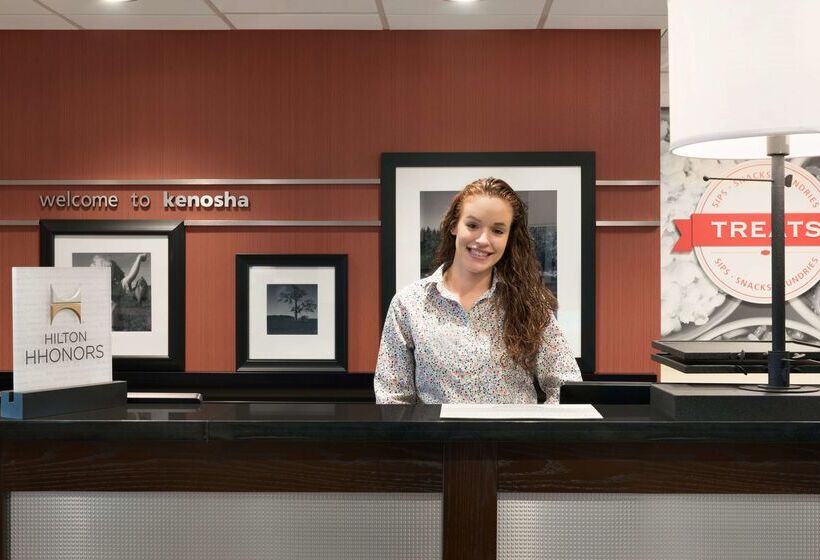 فندق Hampton Inn & Suites Kenosha