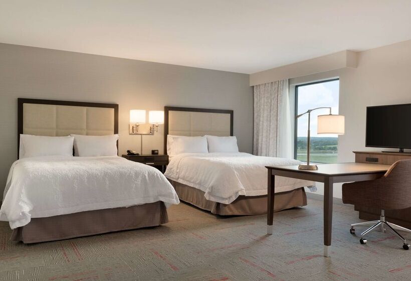 فندق Hampton Inn & Suites Kenosha