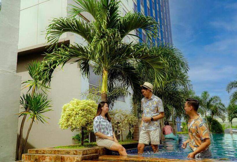 هتل Primebiz  Cikarang