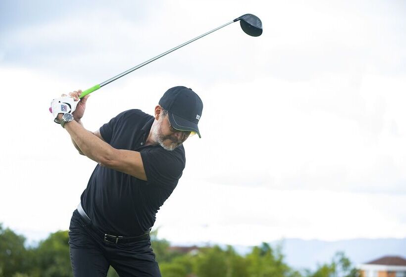 هتل Punta Diamante Premium