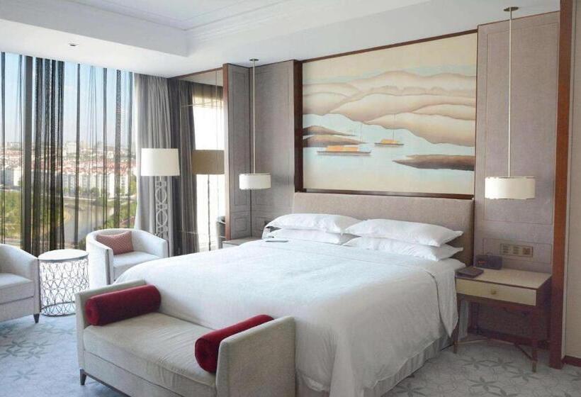 هتل Sheraton Shanghai Jiading