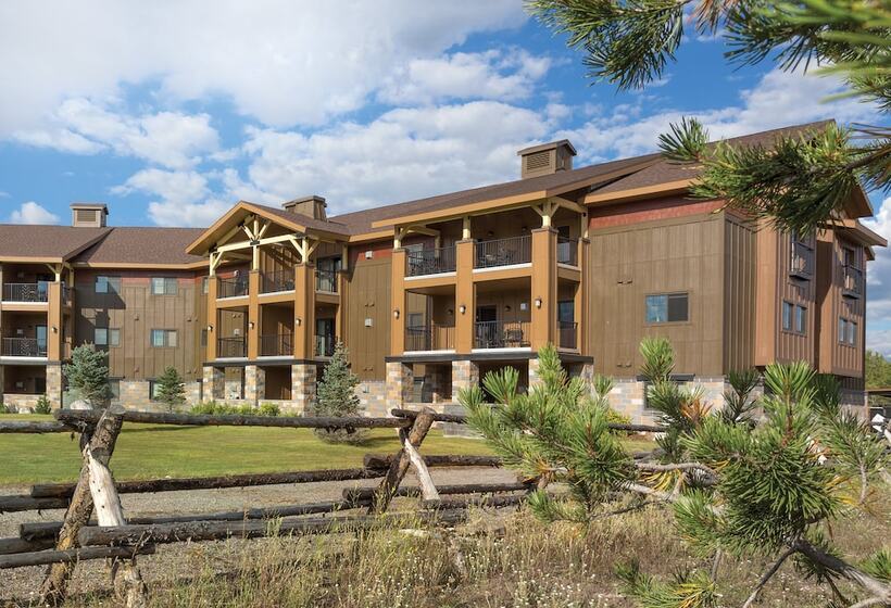 هتل Worldmark West Yellowstone