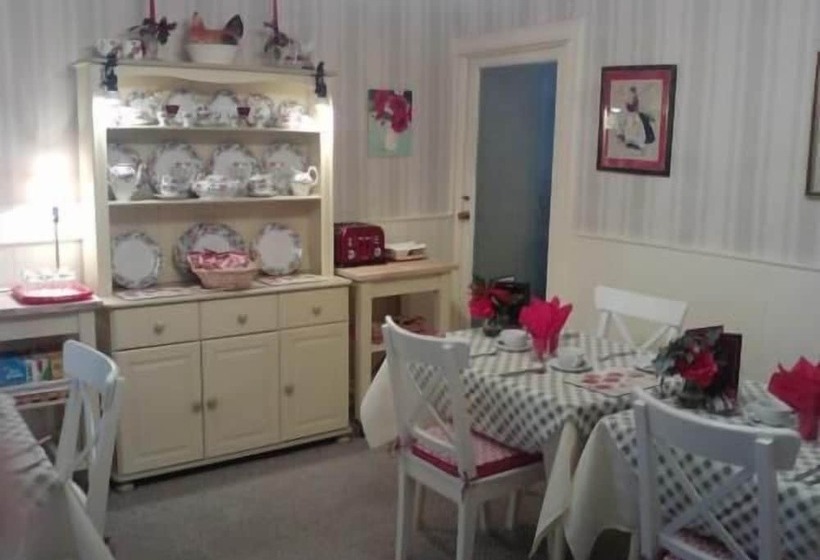 بنسيون Comely Bank Guest House