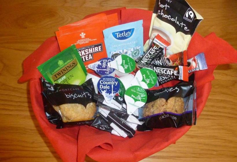 膳宿费 Lyme Bay House