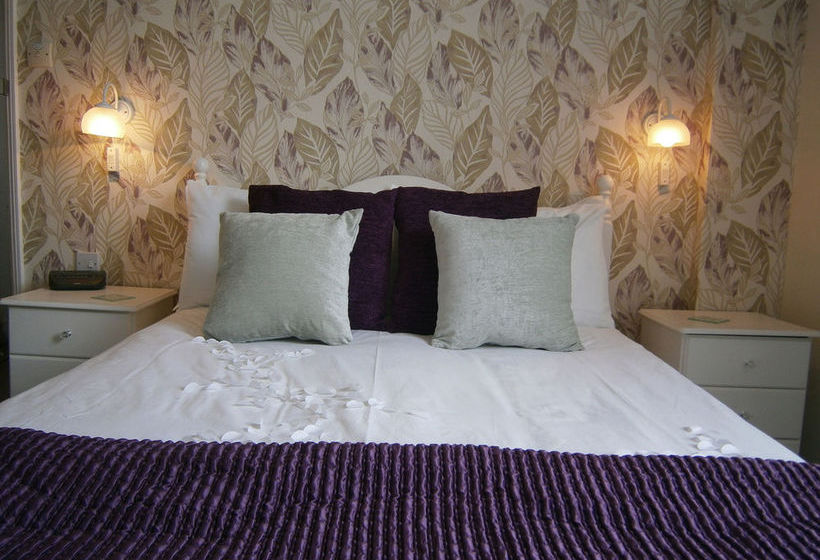 פנסיון Seasons Guest House