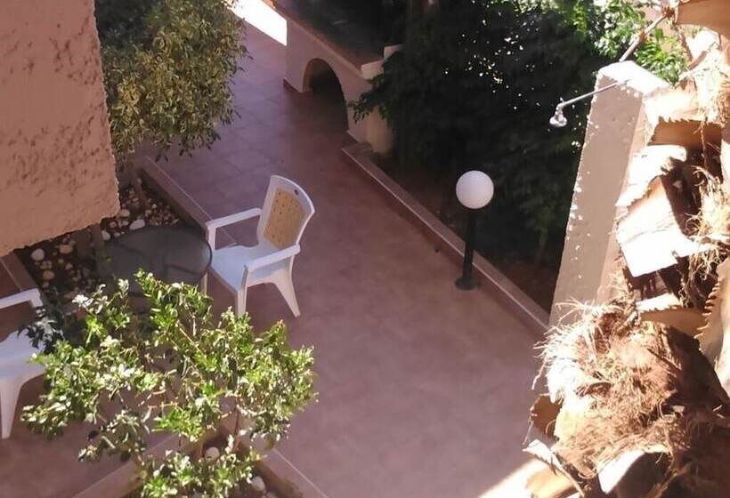 فندق Fotula Studios