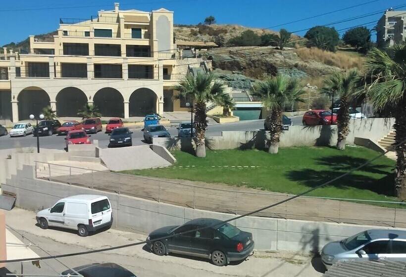 فندق Fotula Studios