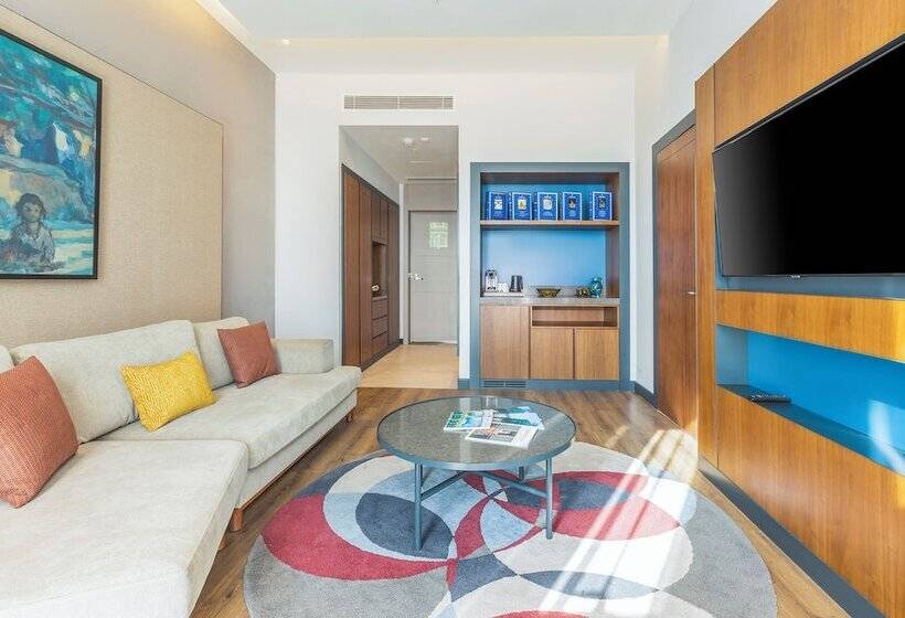 בית מלון כפרי Hilton Garden Inn Samarkand Afrosiyob