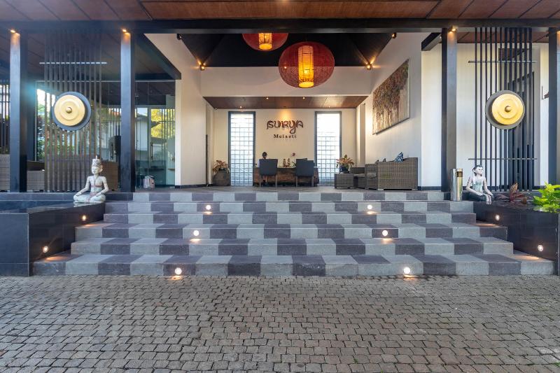 酒店 Surya Melasti Beach Villa