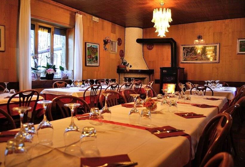 簡易ホテル Albergo Ristorante Morandi