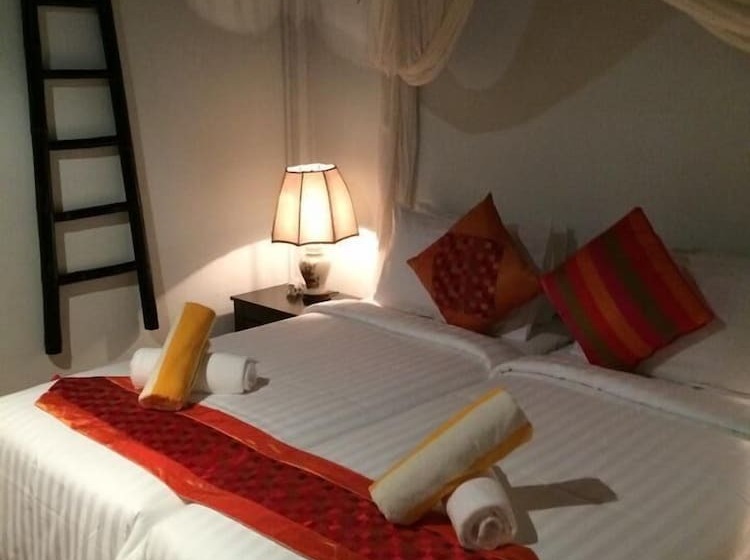 هتل Panji Panji Tropical Wooden Home