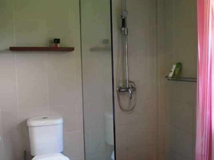 هتل Panji Panji Tropical Wooden Home