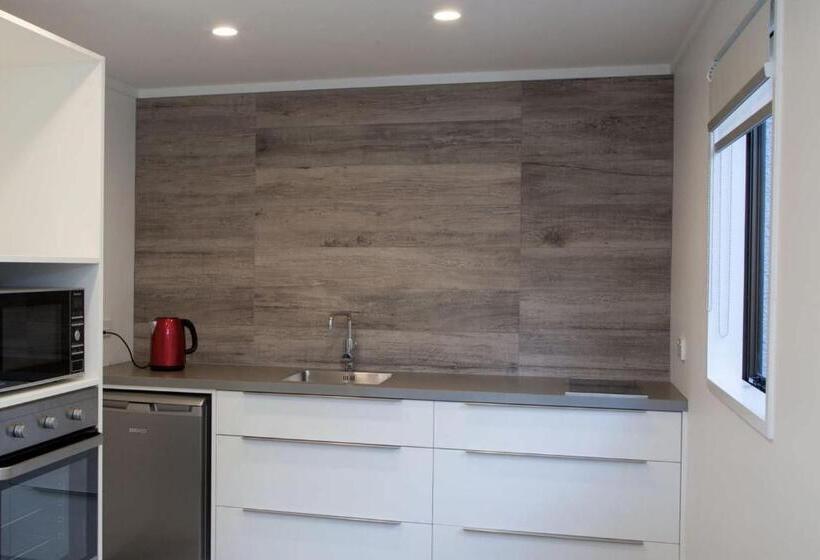 مُتل Aria On Bank