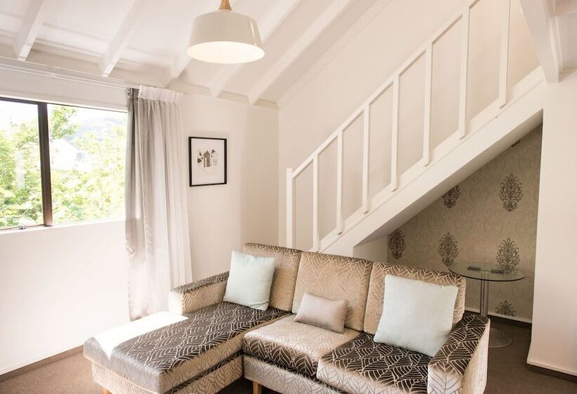 مُتل Aria On Bank