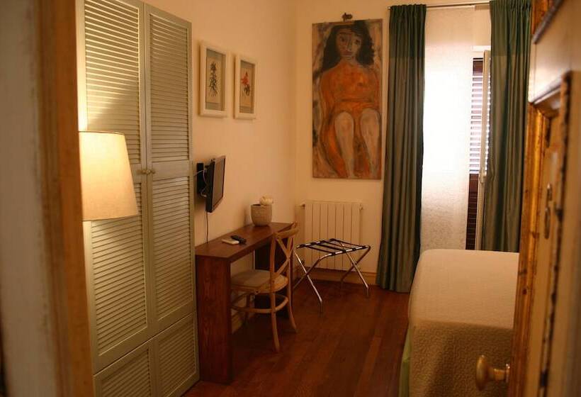 تختخواب و صبحانه Camere A Sud