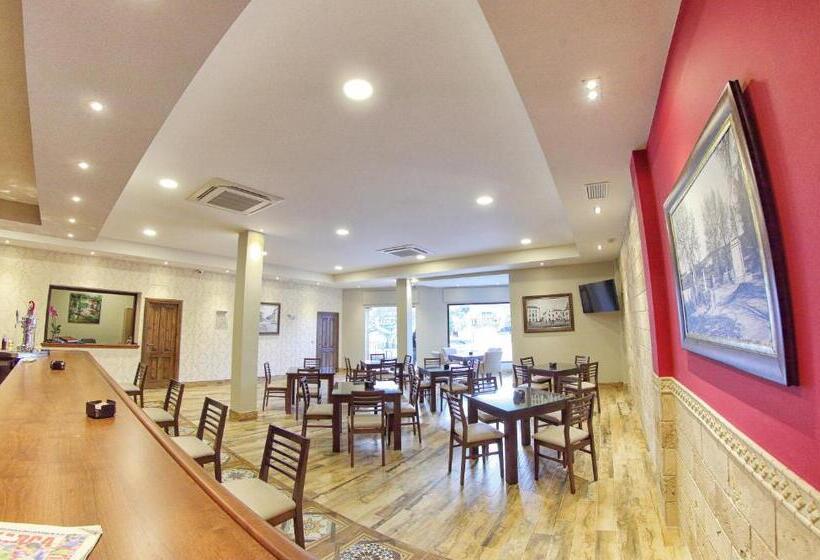 Hostal Garlu