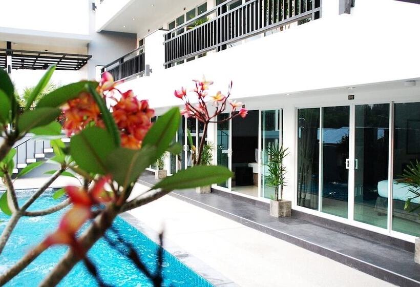 هتل Amin Resort
